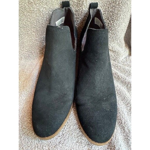 TOMS Women's Kallie Cutout Black Suede Booties Boot sz 10 Wedge Heel Ankle EUC - Picture 2 of 9